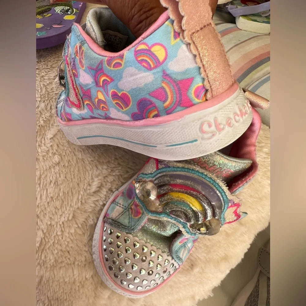 Shoes size 8